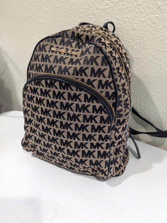 Michael Kors Abbey Medium Backpack main image 5